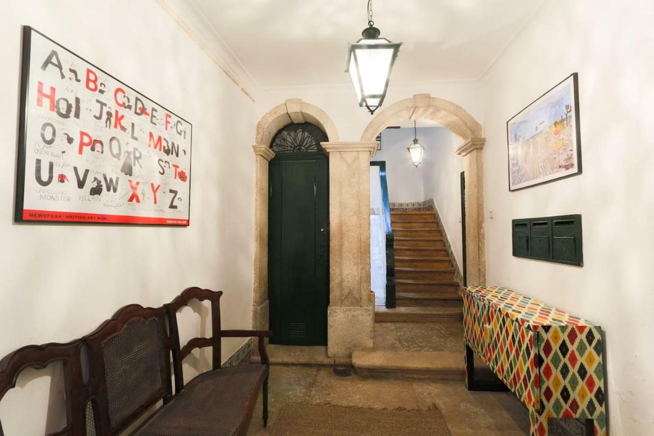 2 Bedroom Apartment With Patio Next To Avenida Da Liberdade Lisbon Luaran gambar