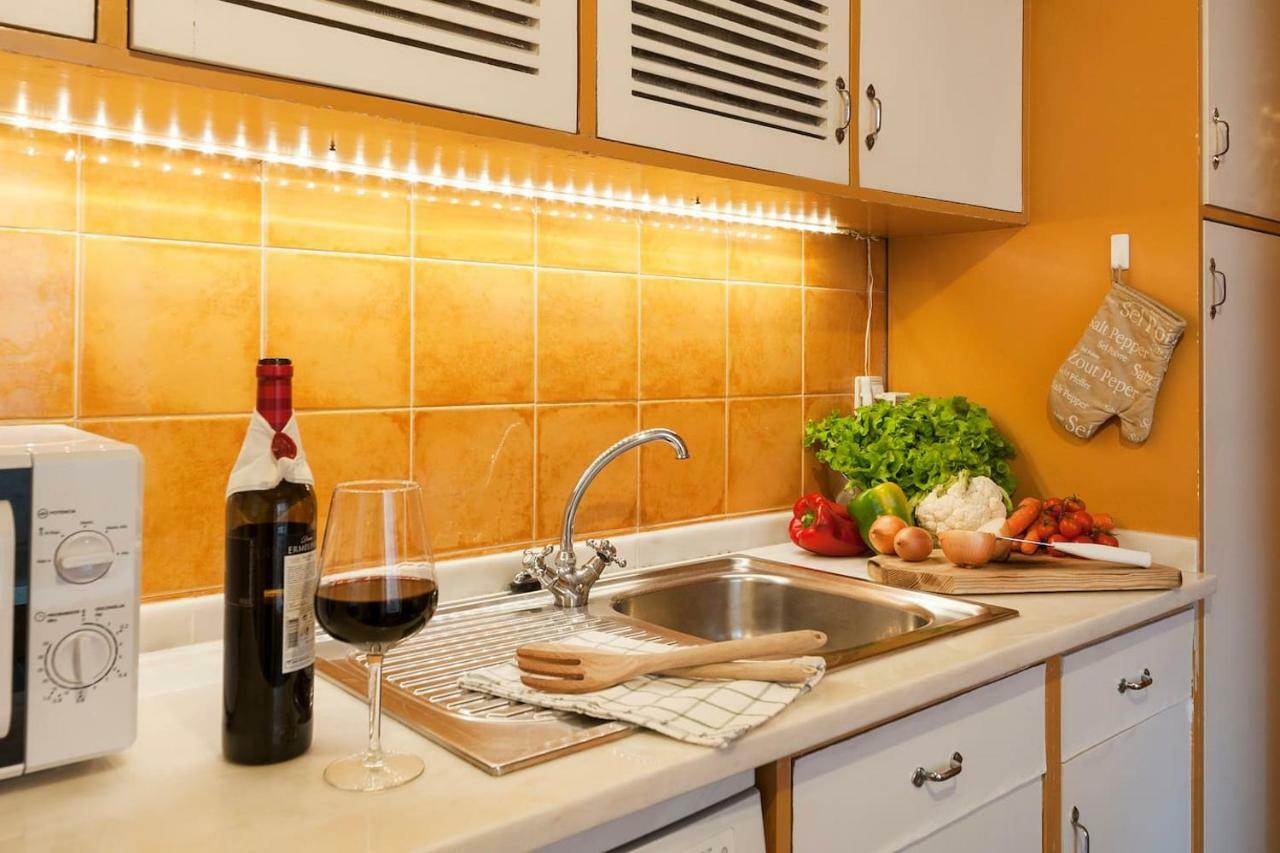 2 Bedroom Apartment With Patio Next To Avenida Da Liberdade Lisbon Luaran gambar