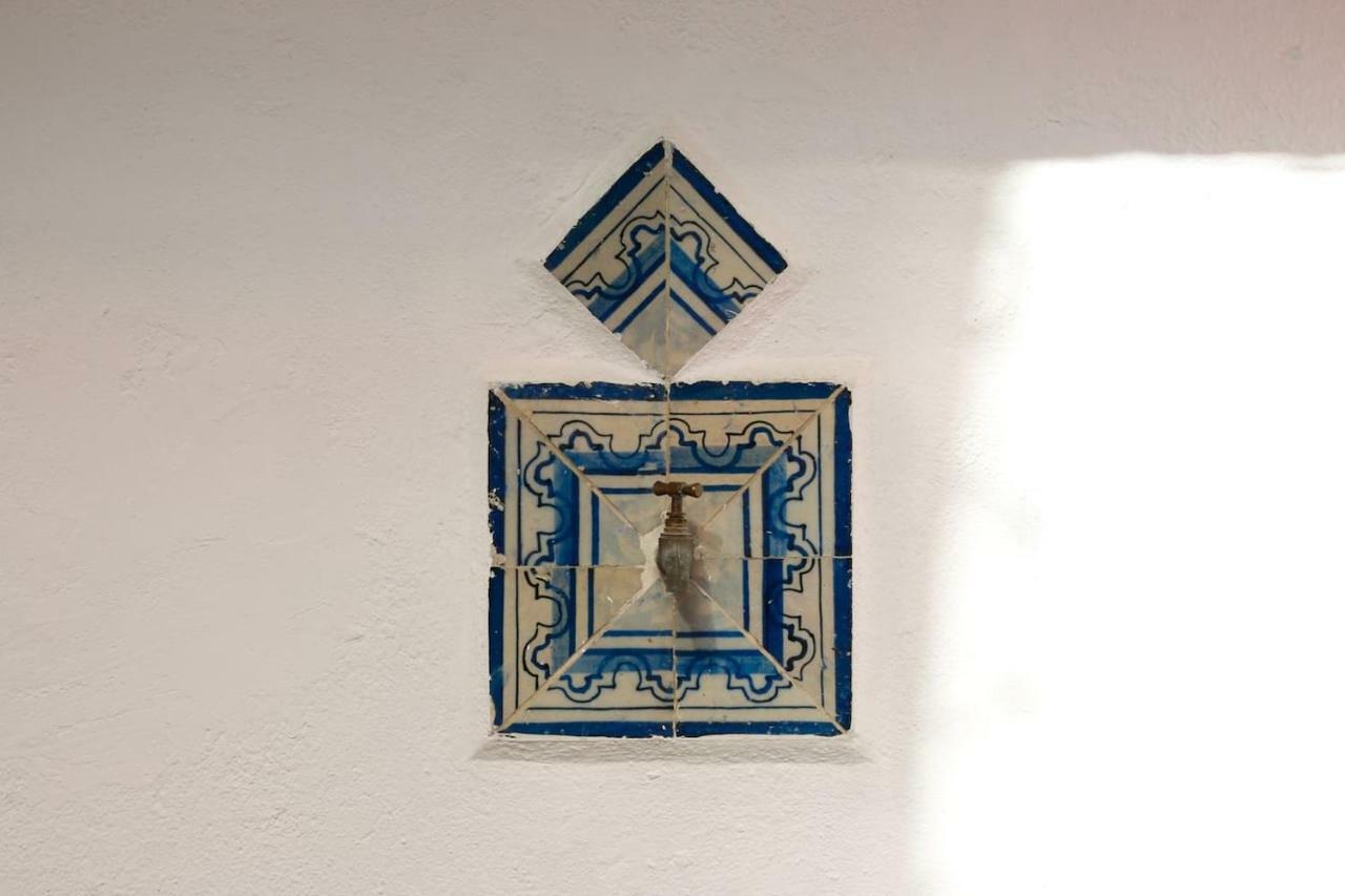 2 Bedroom Apartment With Patio Next To Avenida Da Liberdade Lisbon Luaran gambar